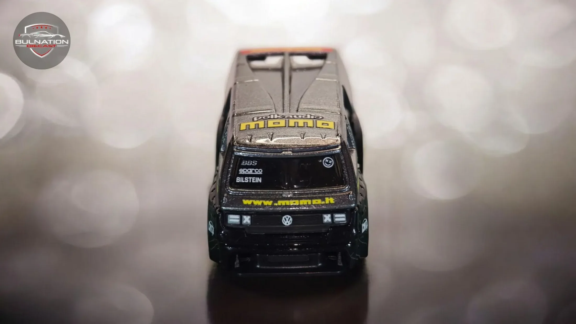 Volkswagen T3 Custom - Momo Racing — 3
