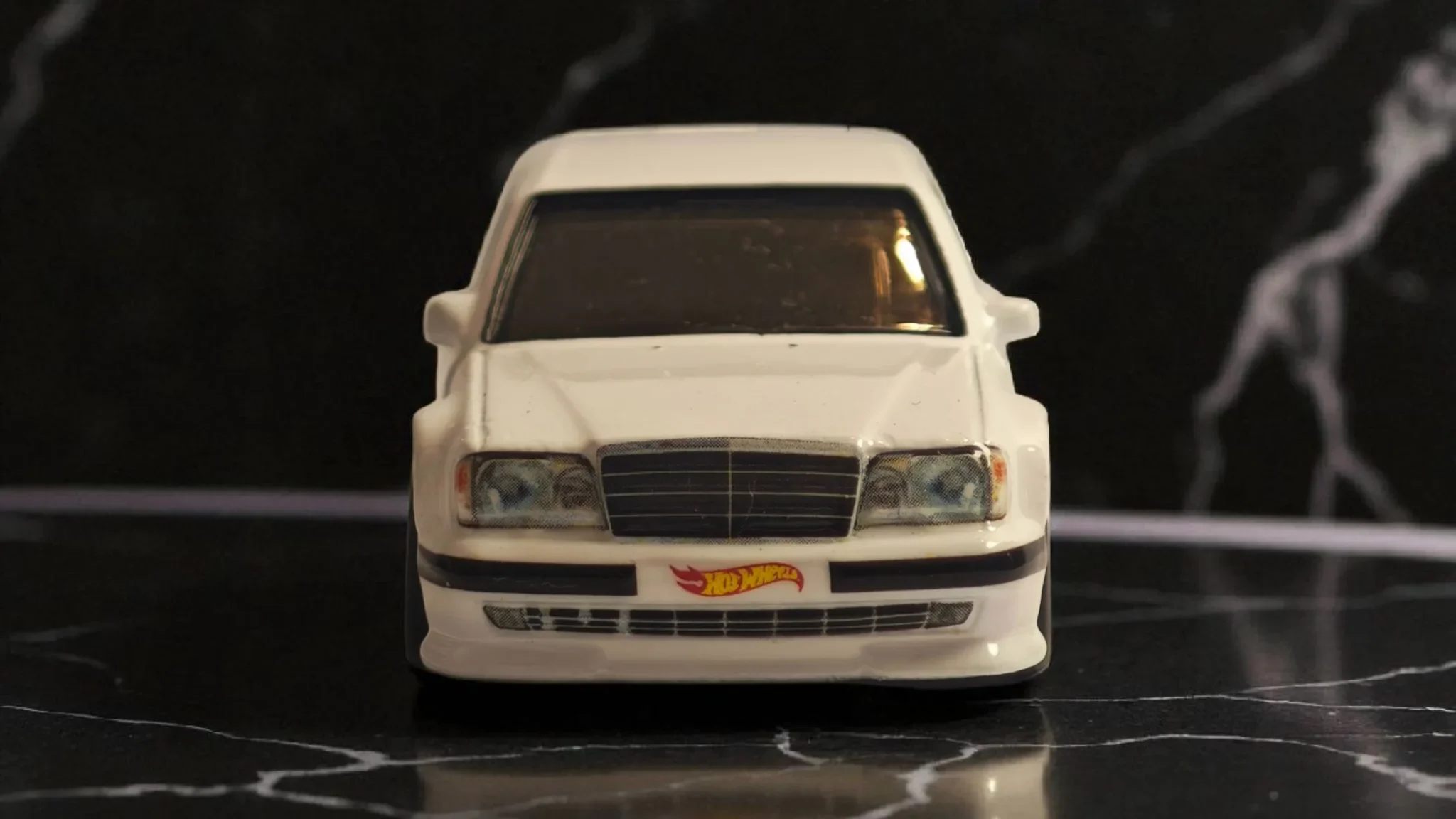 Mercedes-Benz E500 - Snow White — 3