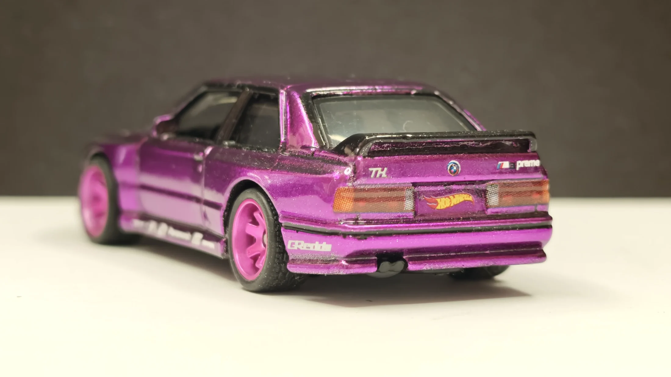 BMW E30 – Pink Phantom - Night Pulse – Neon Velocity — 6