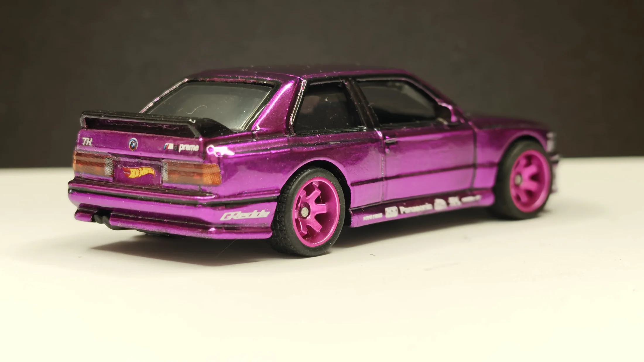BMW E30 – Pink Phantom - Night Pulse – Neon Velocity — 7