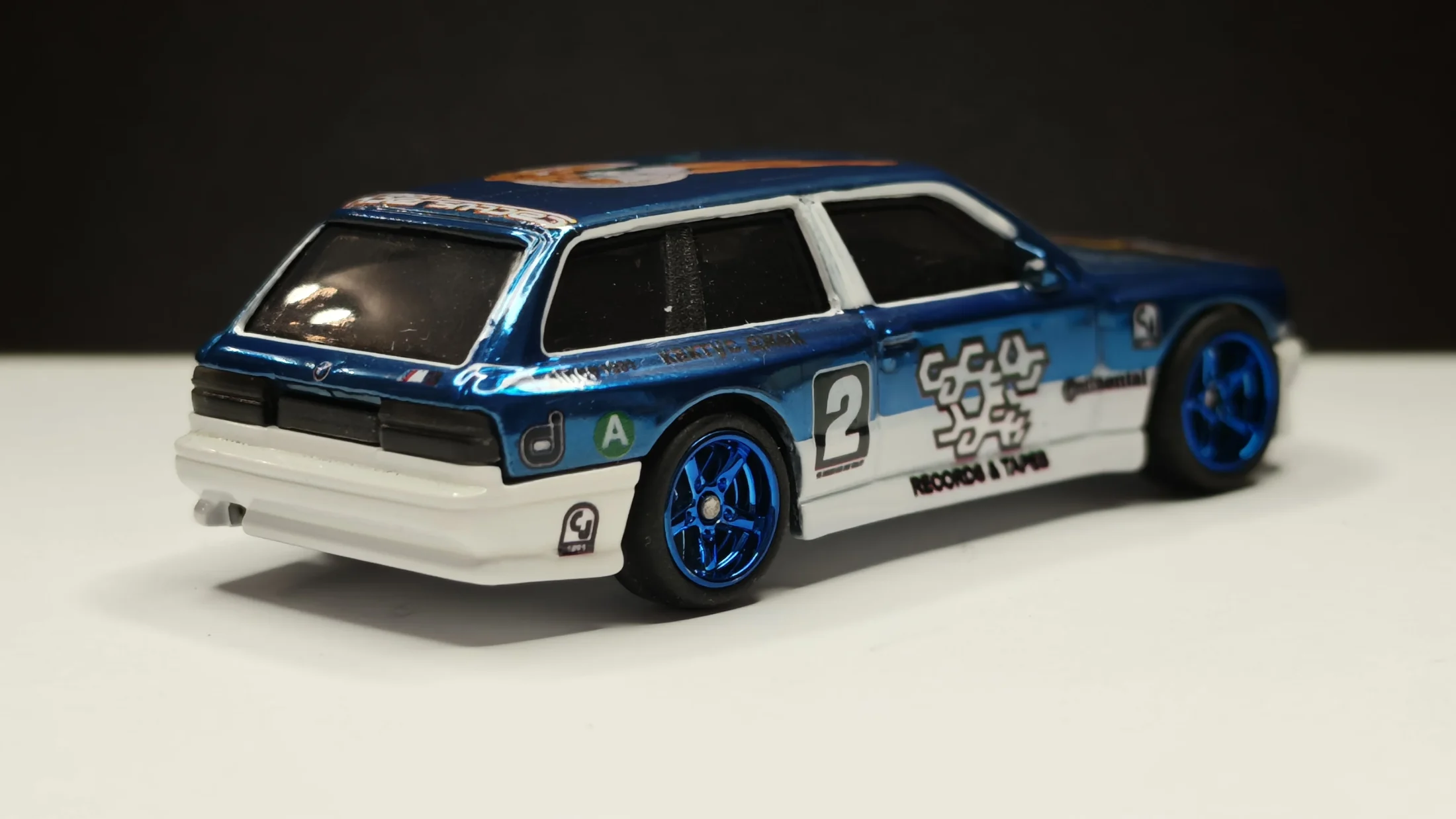 BMW E30 Touring - Cactus Pulse - Midnight Static - Urban Noise — 7
