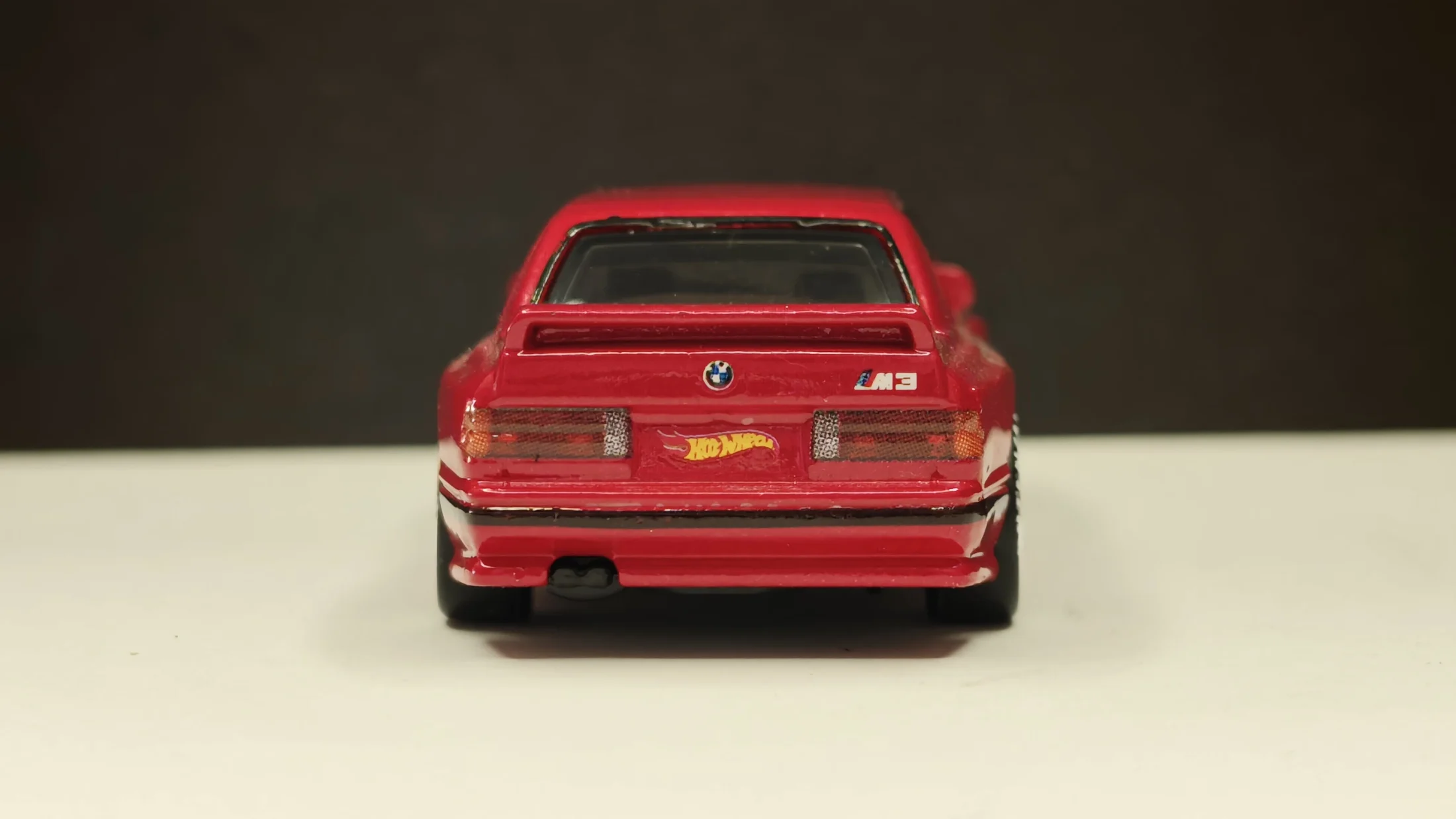 BMW M3 E30 – Crimson Hype - Street Culture – Supreme Attitude — 7