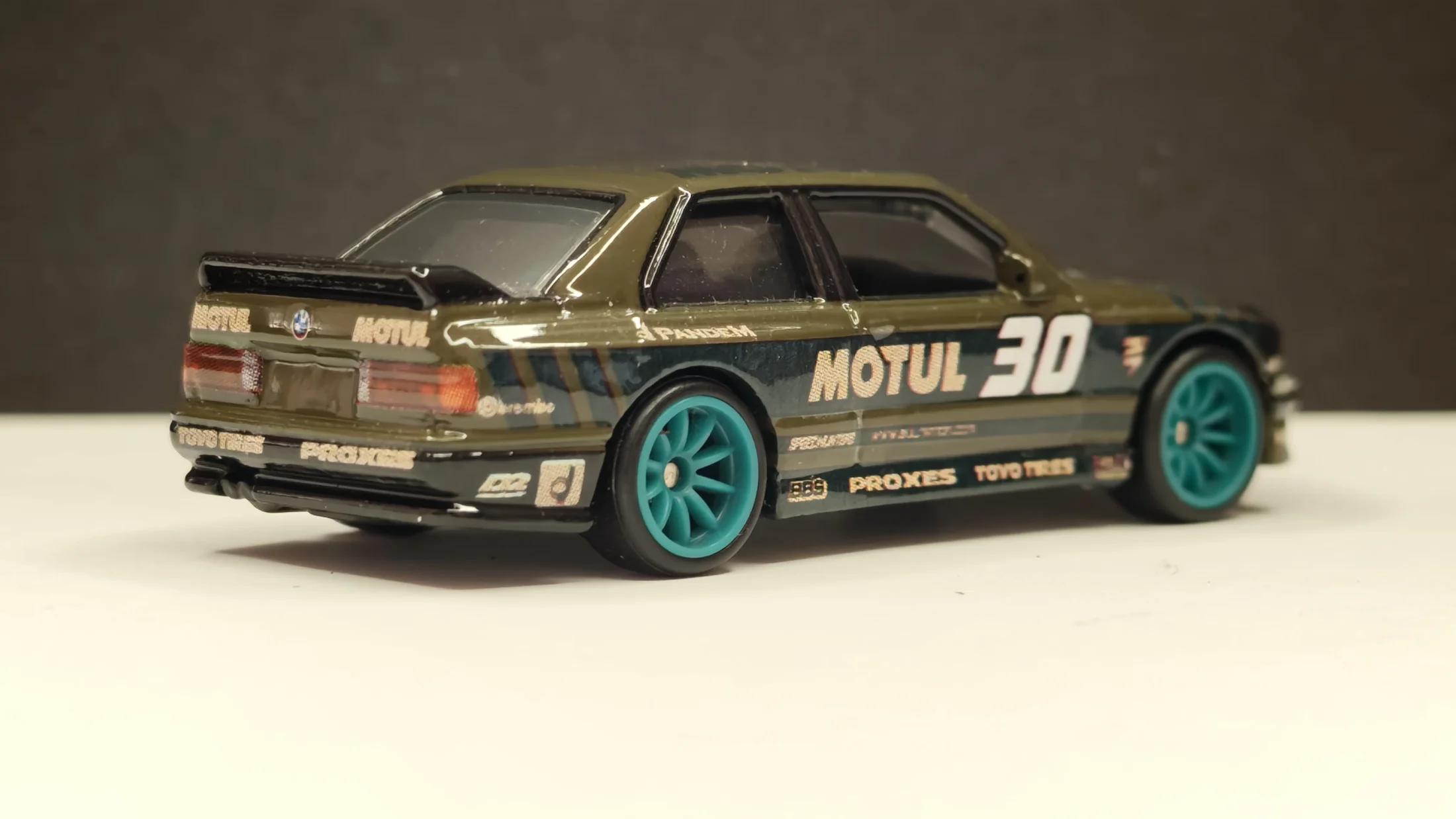 BMW M3 E30 - Motul - Army Green Variant — 7