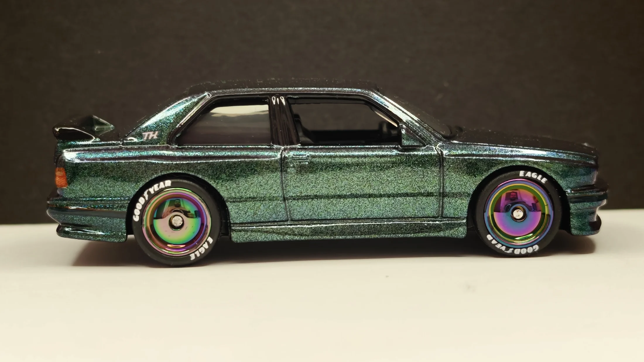 BMW M3 E30 – Toxic Mirage - Neon Instinct – Midnight Motion — 2