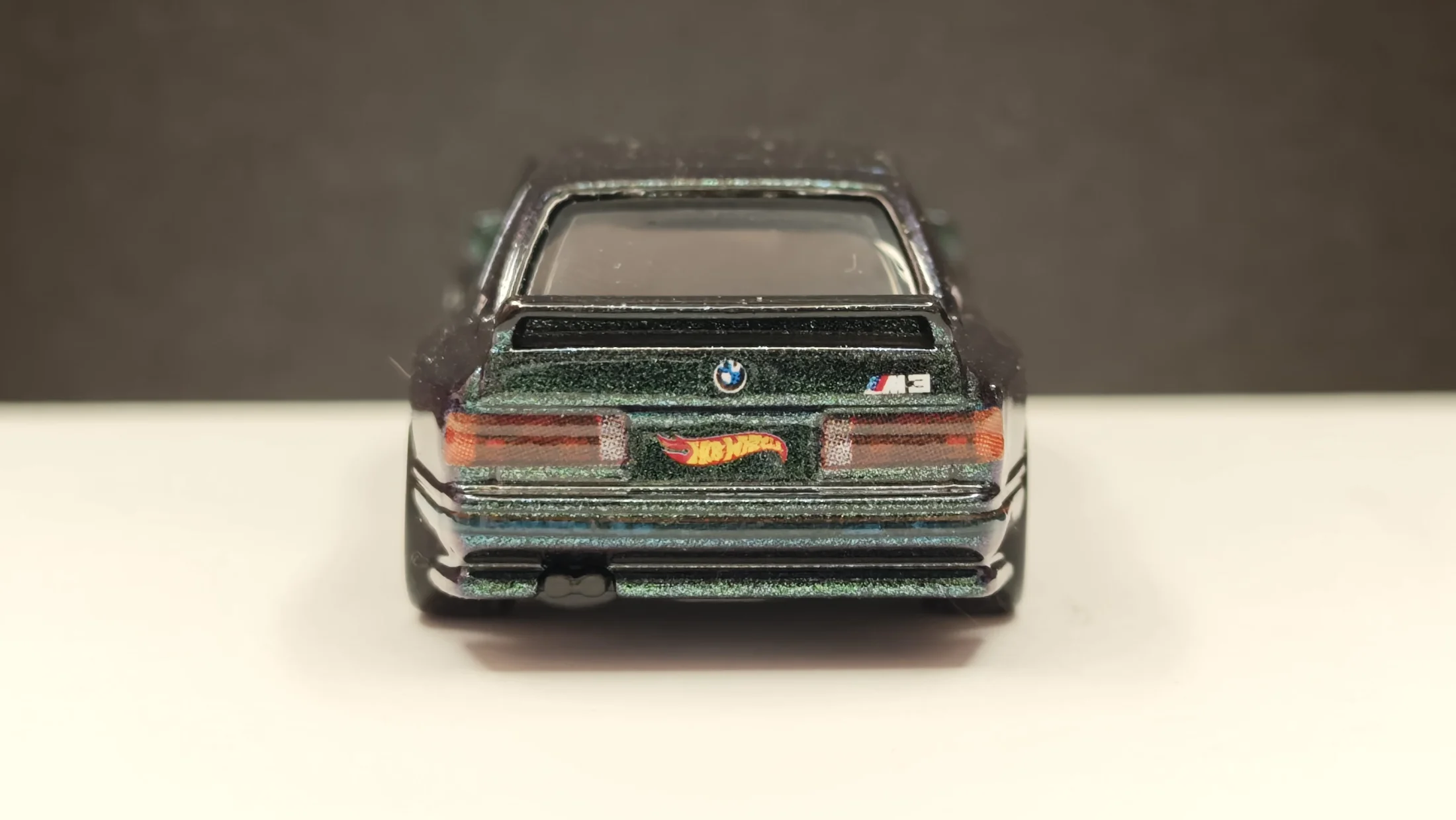 BMW M3 E30 – Toxic Mirage - Neon Instinct – Midnight Motion — 7