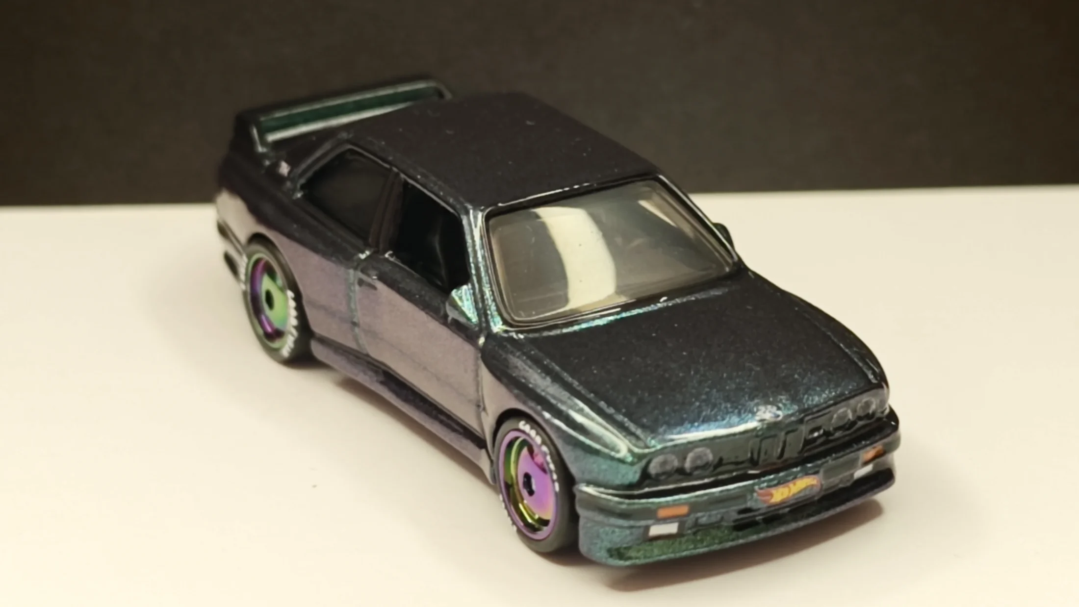 BMW M3 E30 – Toxic Mirage - Neon Instinct – Midnight Motion — 9