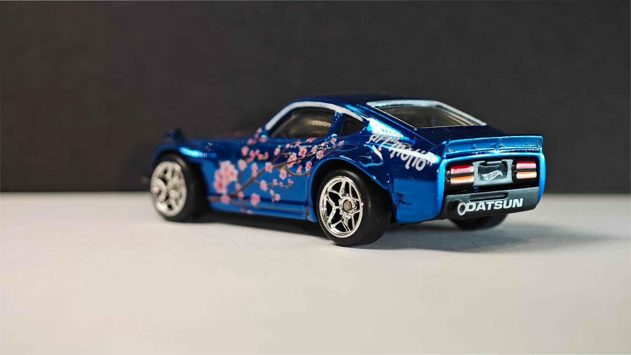 Datsun 240Z - ArtMotion - Chrome Shogun - Azure Fury — 6
