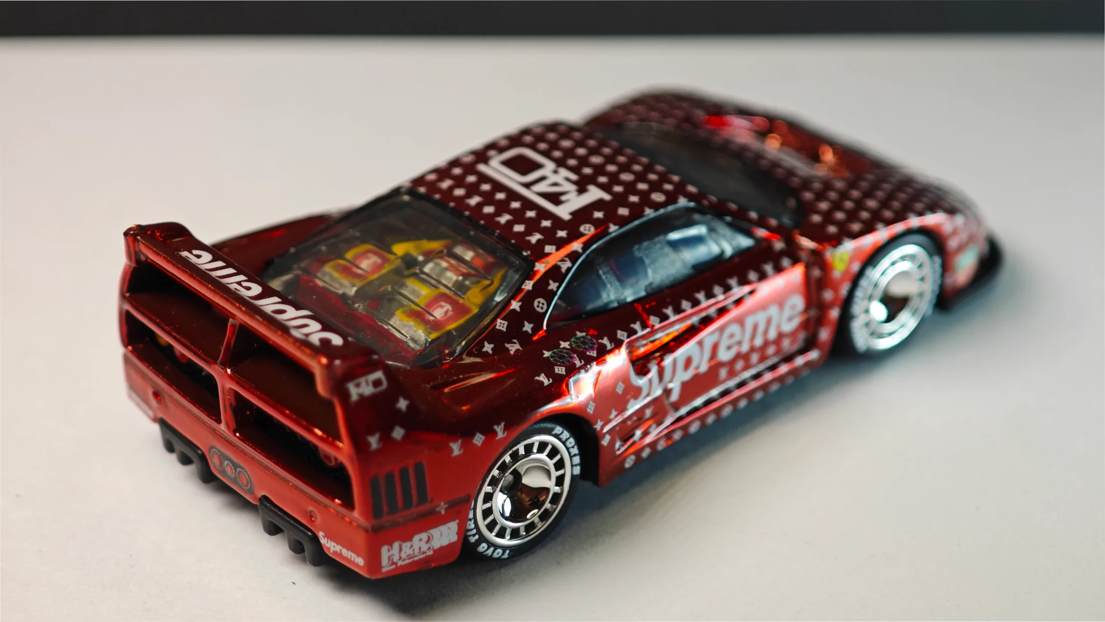 Ferrari F40 Competizione - Supreme - Haute Violence - Track Predator — 8