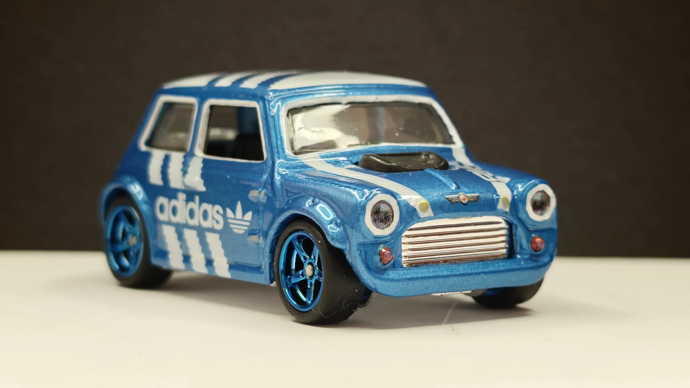 Mini Cooper – Street Stripes - Urban Energy – Retro Velocity — 3