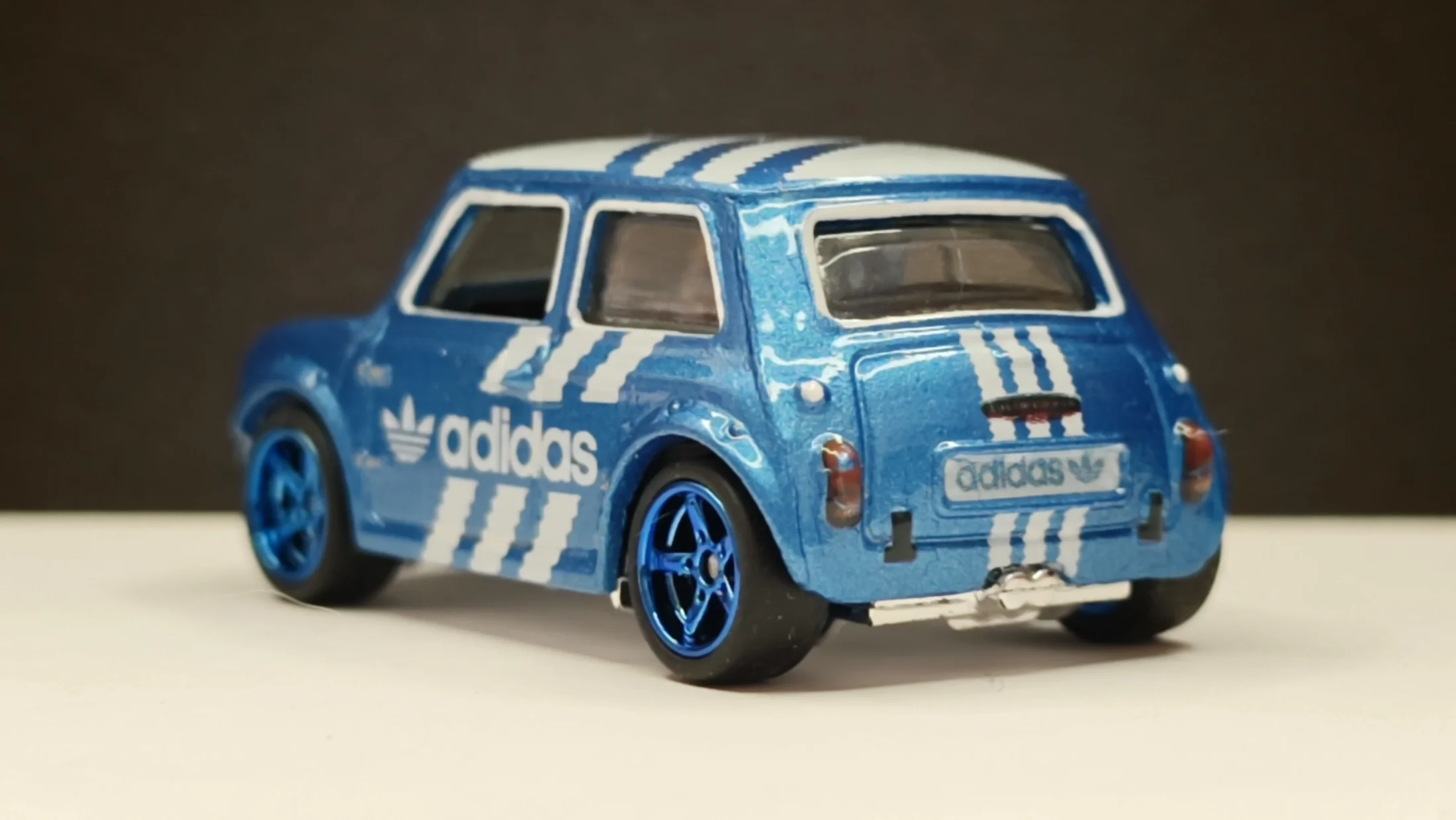 Mini Cooper – Street Stripes - Urban Energy – Retro Velocity — 6